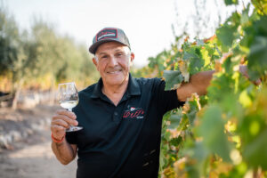 Marcelo Doffo, founder of Doffo Winery, in the vineyards